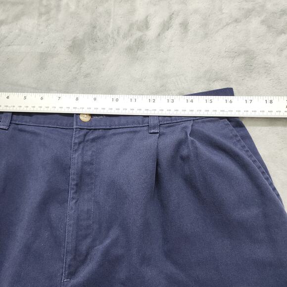Vintage Van Heusen Shorts Mens W38 Blue Pleated Bermuda Chino Preppy Summer - Picture 6 of 10